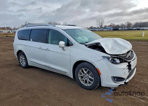 2020 Chrysler Pacifica Touring L z USA, uszkodzony, nr VIN 2C4RC1BG5LR285903